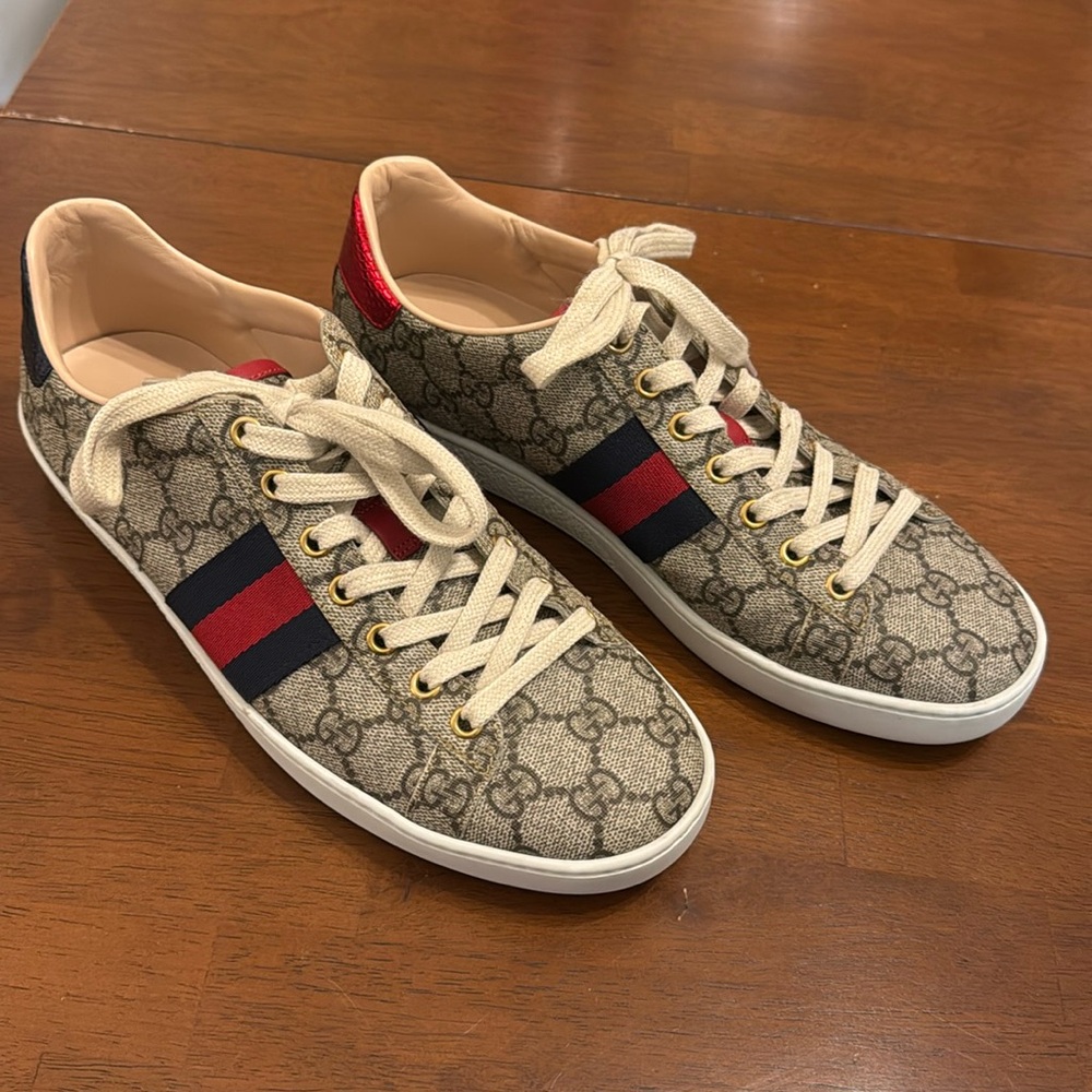 Gucci GG Canvas Sneakers Authentic
